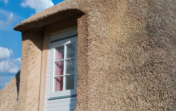 Coig Peighinnean thatch roof disadvantages